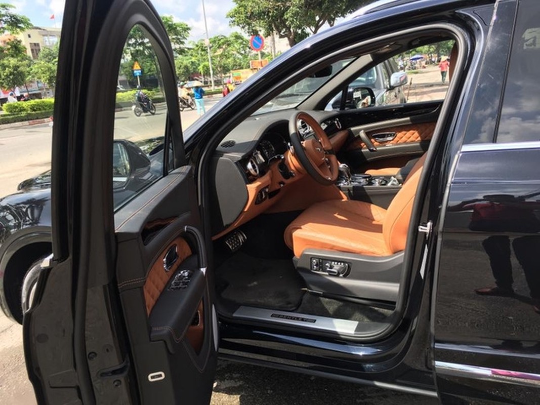 Can canh sieu SUV Bentley Bentayga gia 23 ty cua Huyen Baby-Hinh-16